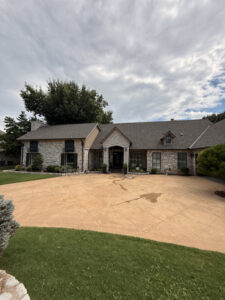 Window Cleaning For Golf Course Home in Edmond OK