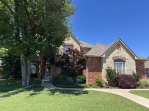 Exterior Window Cleaning And Maintenance in Edmond Oklahoma